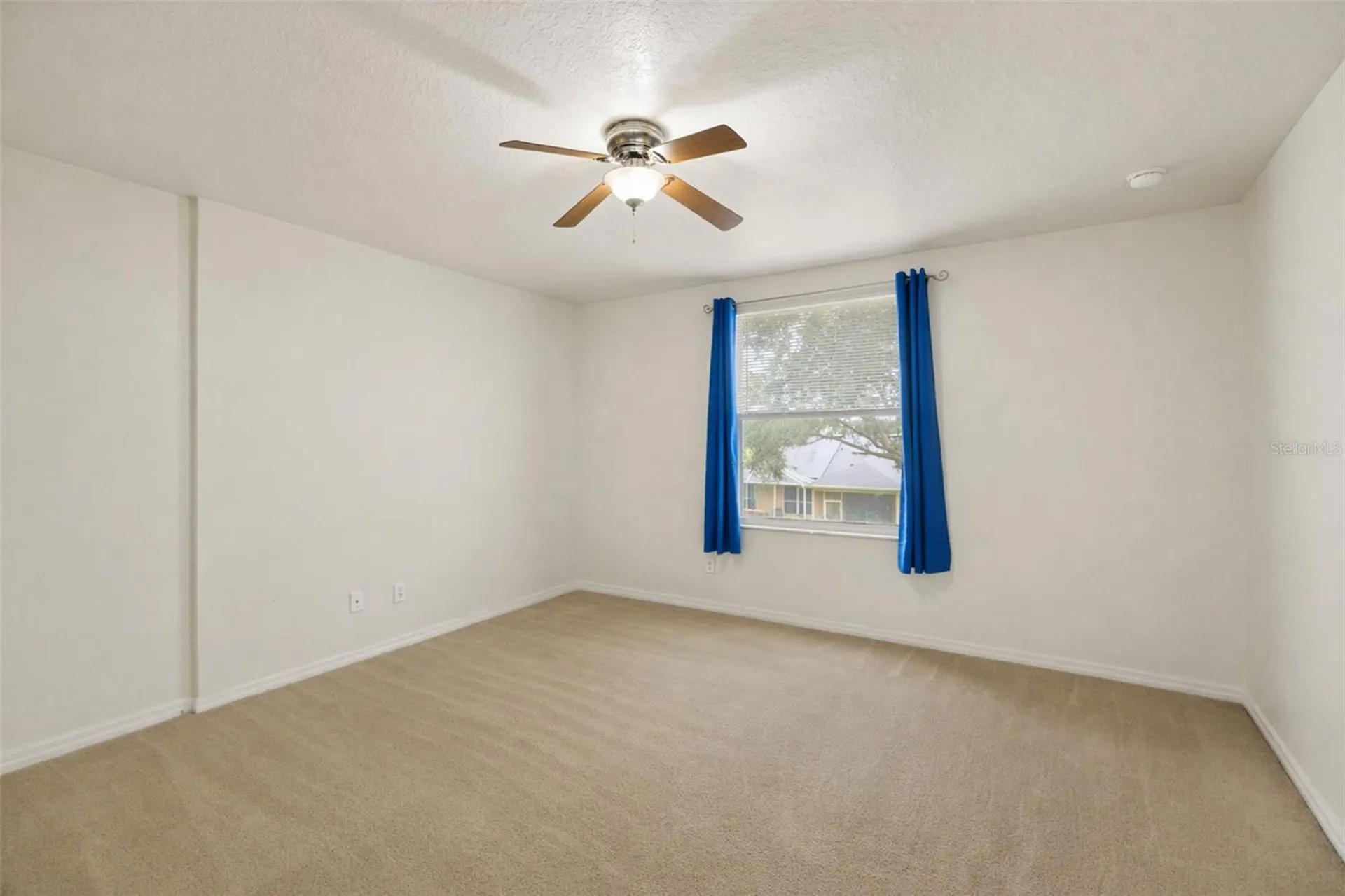 1679 Grandiflora Avenue Clermont FL 34711