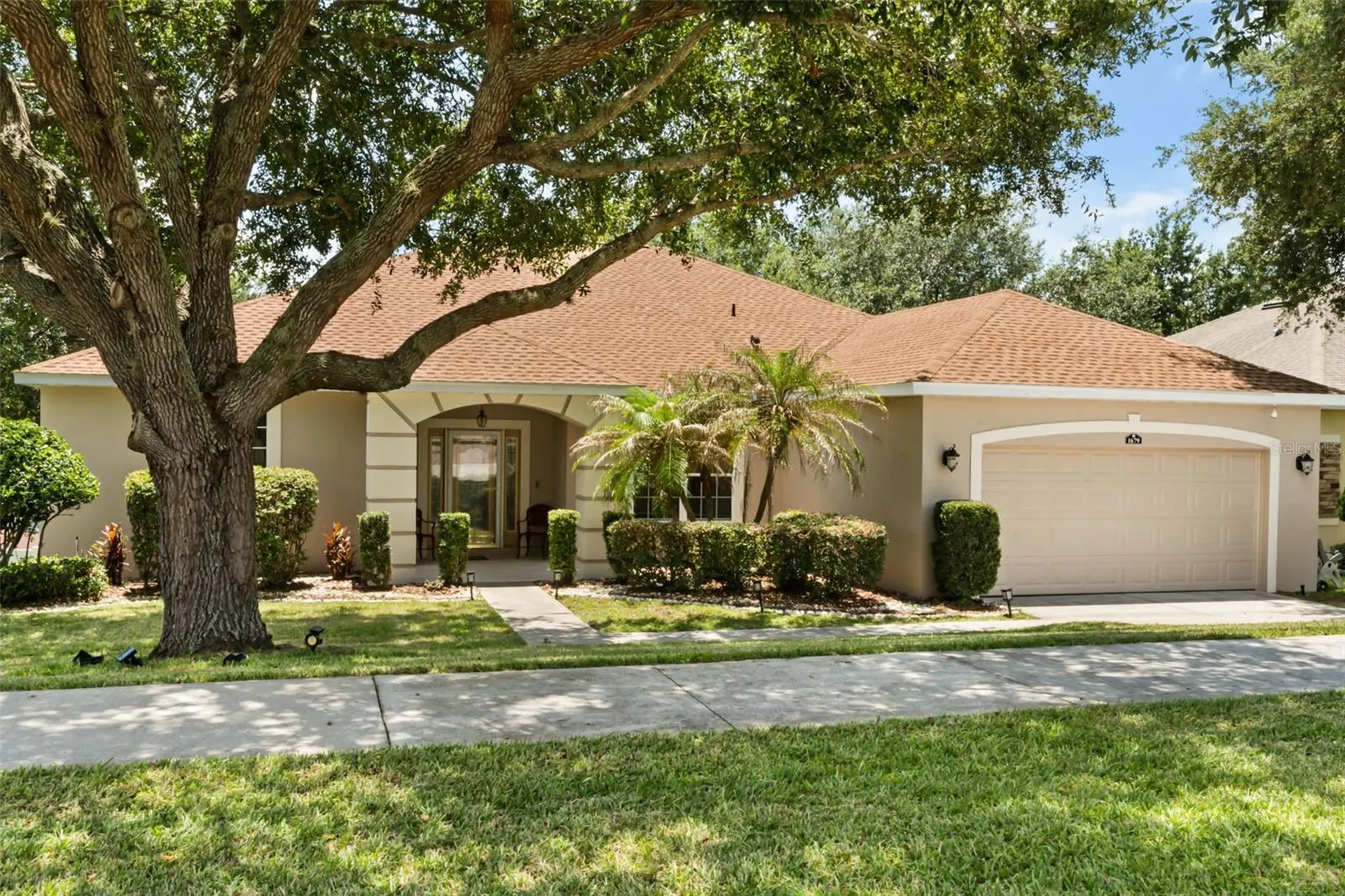 1679 Grandiflora Avenue Clermont FL 34711