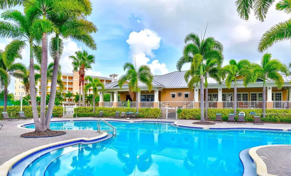 7296 Marathon Drive Seminole FL 33777
