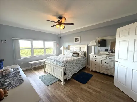 7296 Marathon Drive Seminole FL 33777