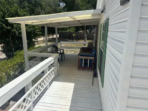 2695 NE 147th Court Silver Springs FL 34488