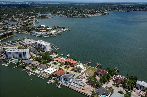 5812 Mariner Street Tampa FL 33609