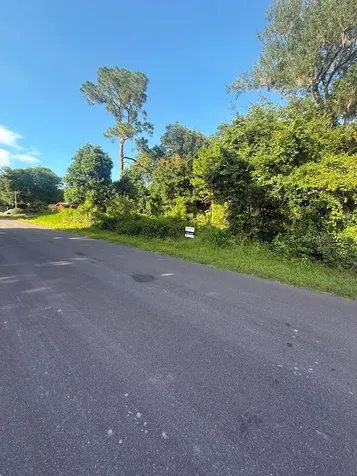 2057 8th Avenue Deland FL 32724