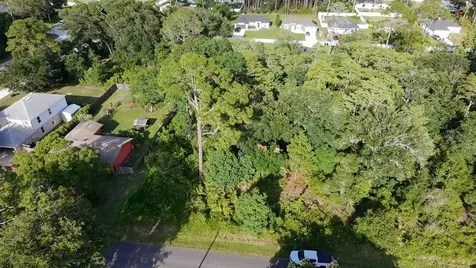 2057 8th Avenue Deland FL 32724