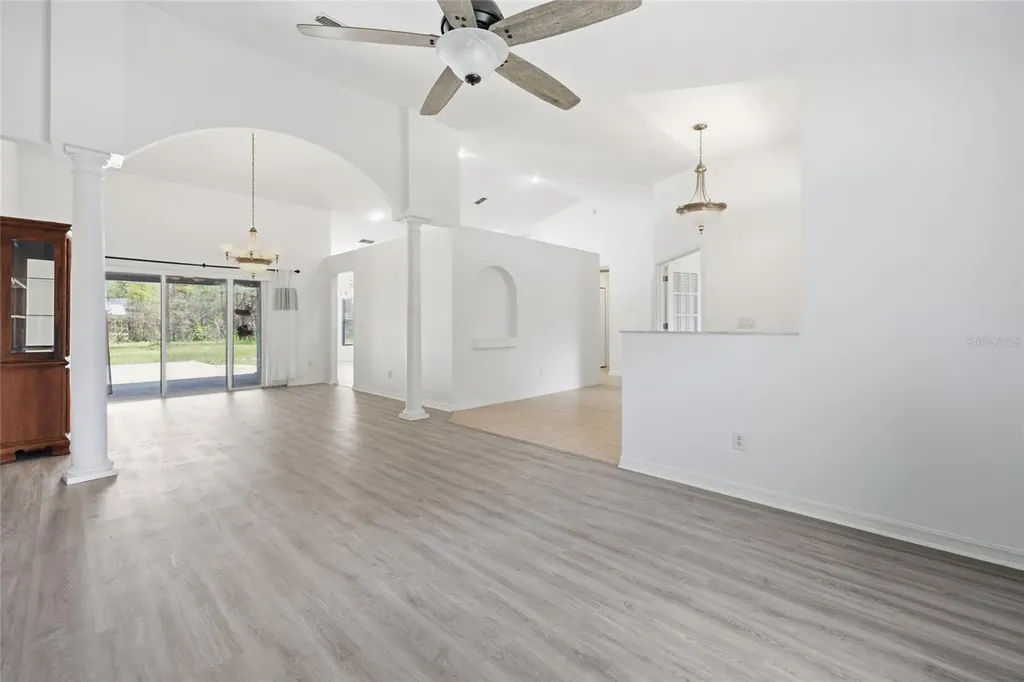 13911 SW 95th Street Dunnellon FL 34432