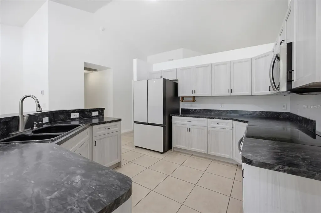 13911 SW 95th Street Dunnellon FL 34432