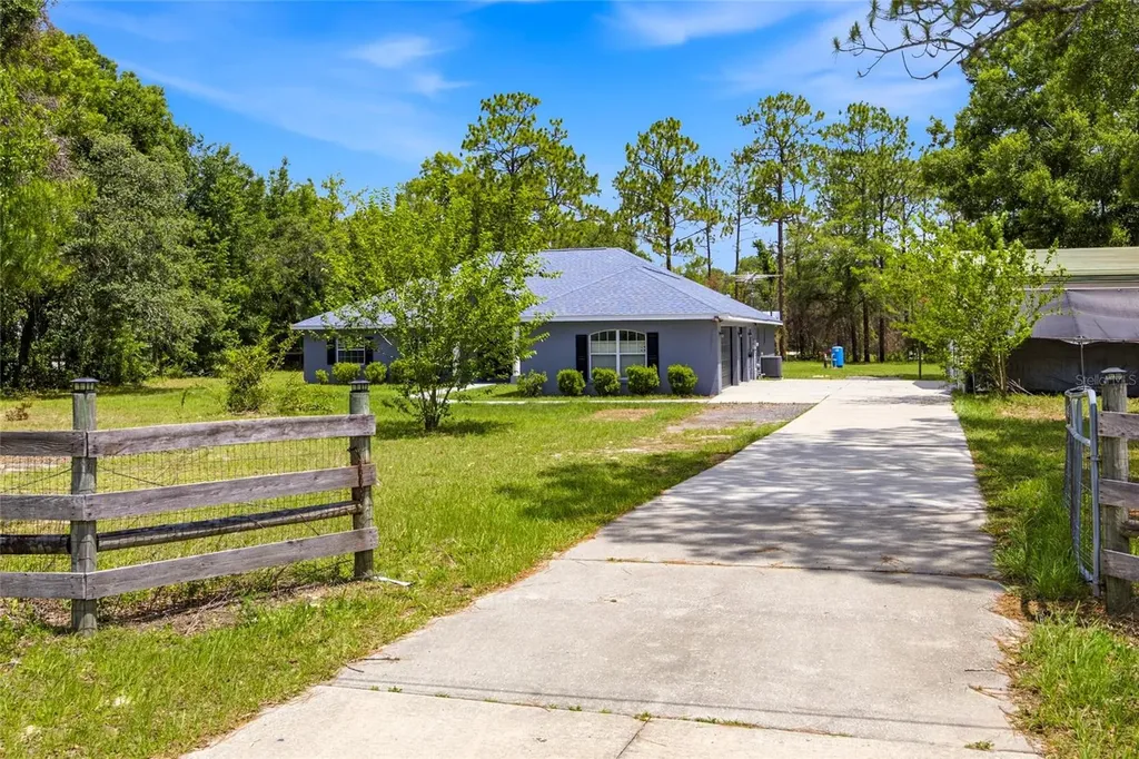 13911 SW 95th Street Dunnellon FL 34432