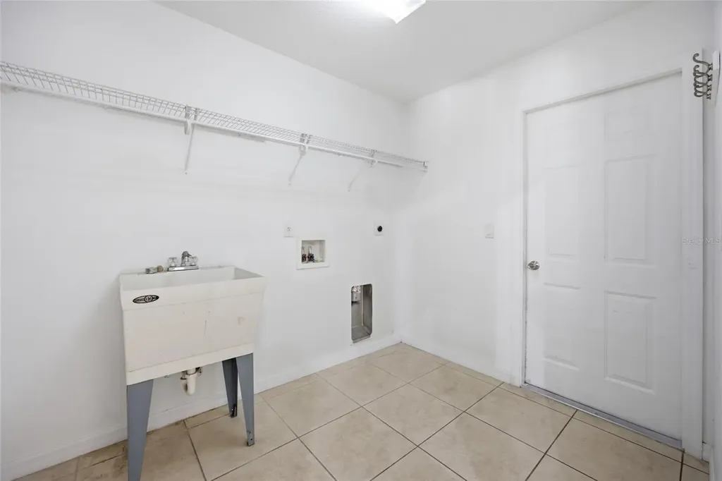 13911 SW 95th Street Dunnellon FL 34432