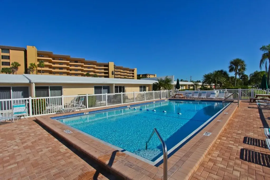 5830 Midnight Pass Road Sarasota FL 34242