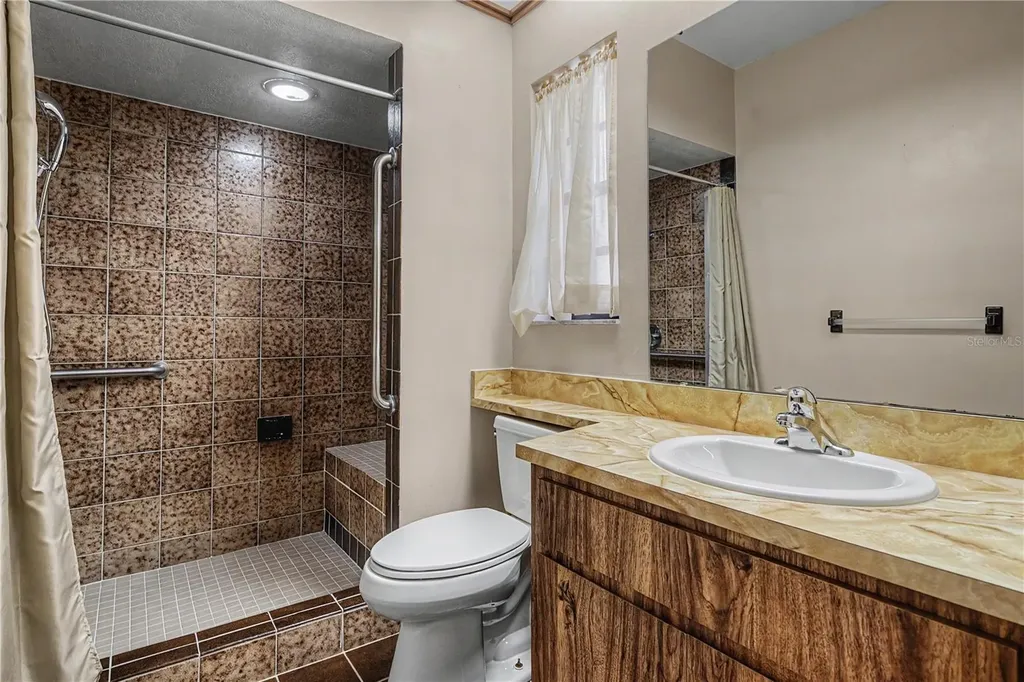 2160 Laurence Drive Clearwater FL 33764