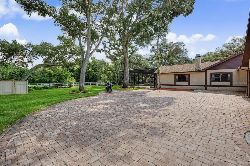 2160 Laurence Drive Clearwater FL 33764