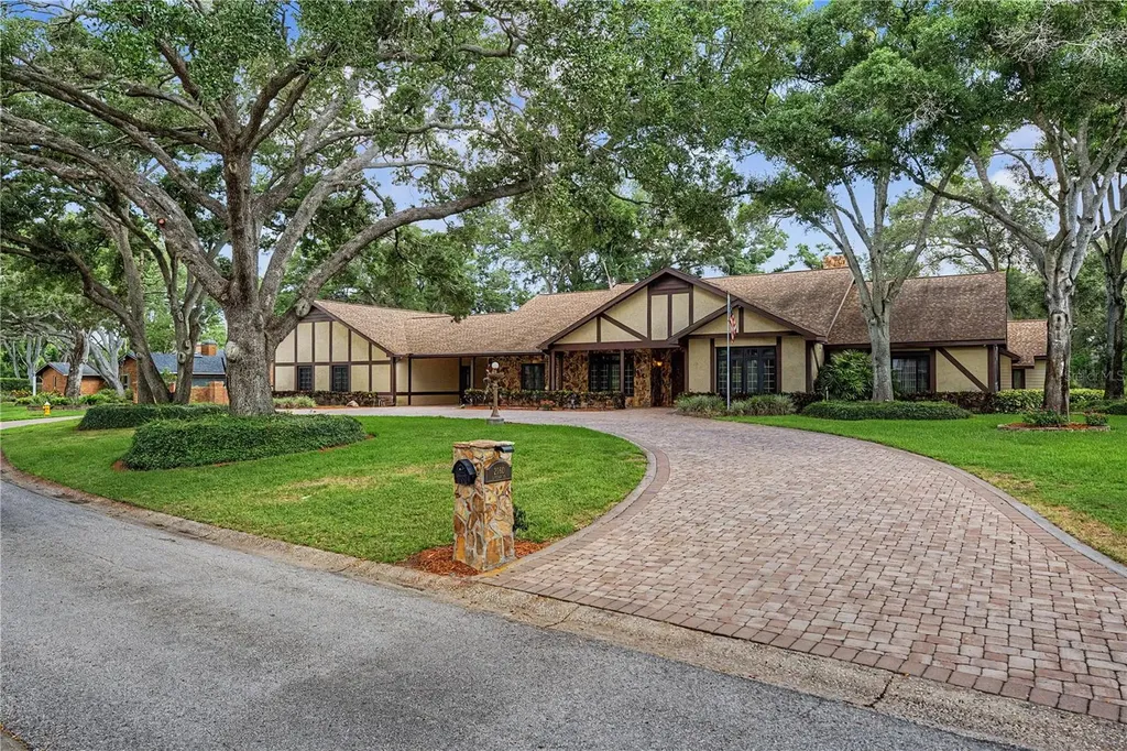 2160 Laurence Drive Clearwater FL 33764
