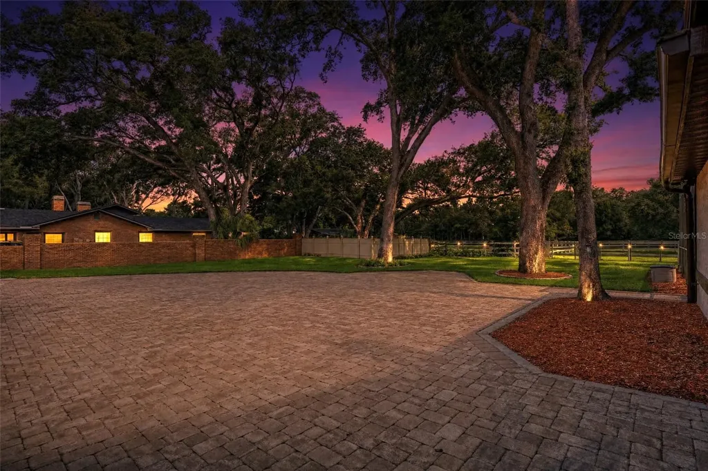 2160 Laurence Drive Clearwater FL 33764