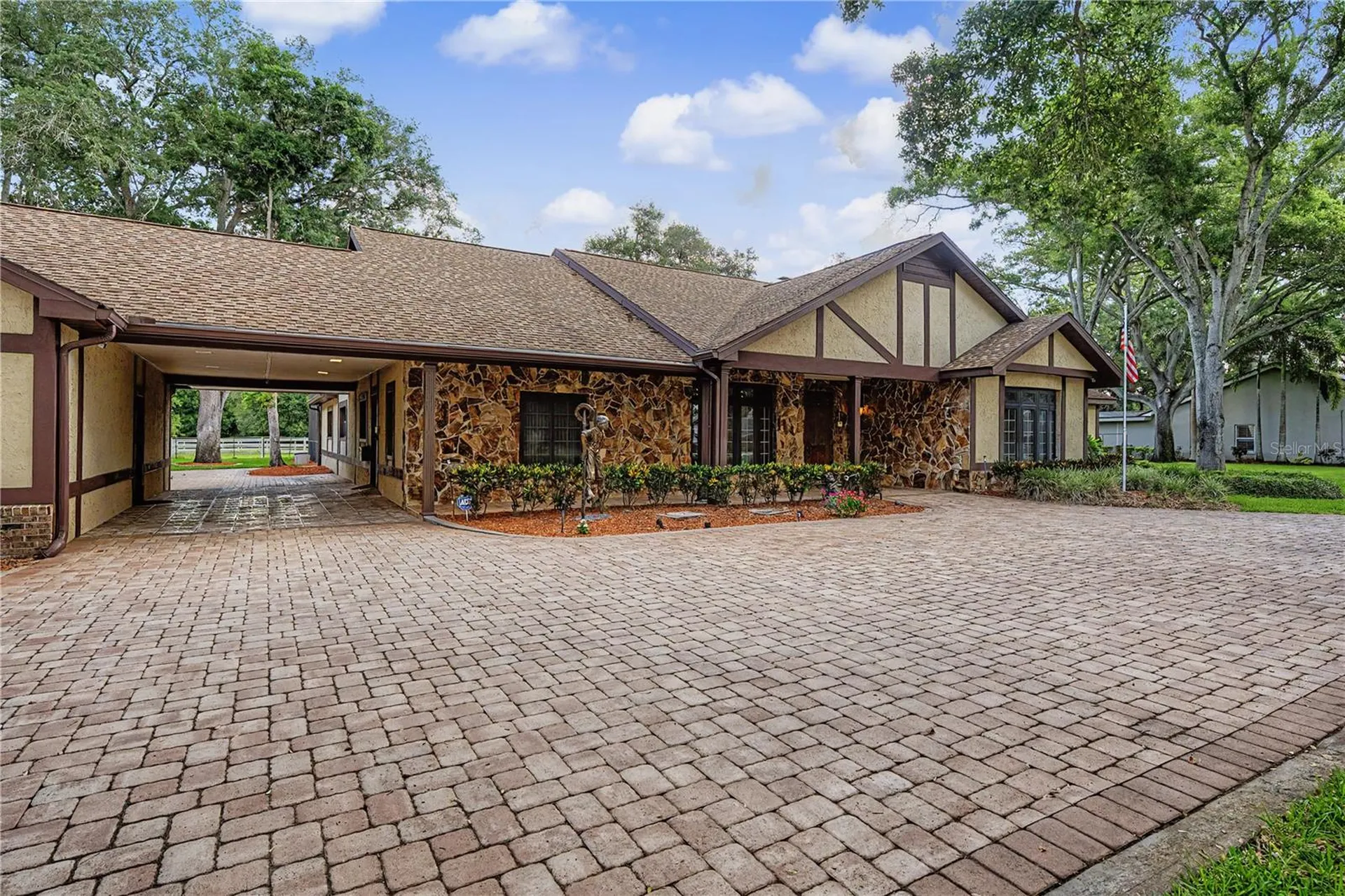 2160 Laurence Drive Clearwater FL 33764