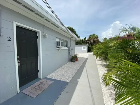 3805 W Leona Street Tampa FL 33629
