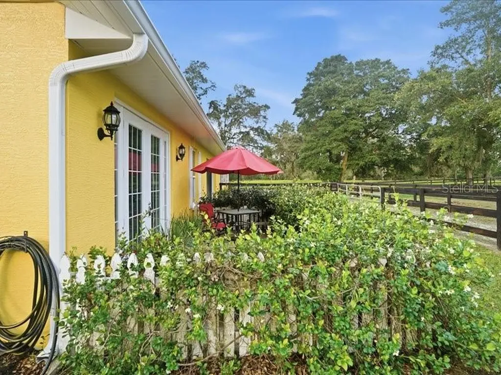 19950 SW 5th Place Dunnellon FL 34431