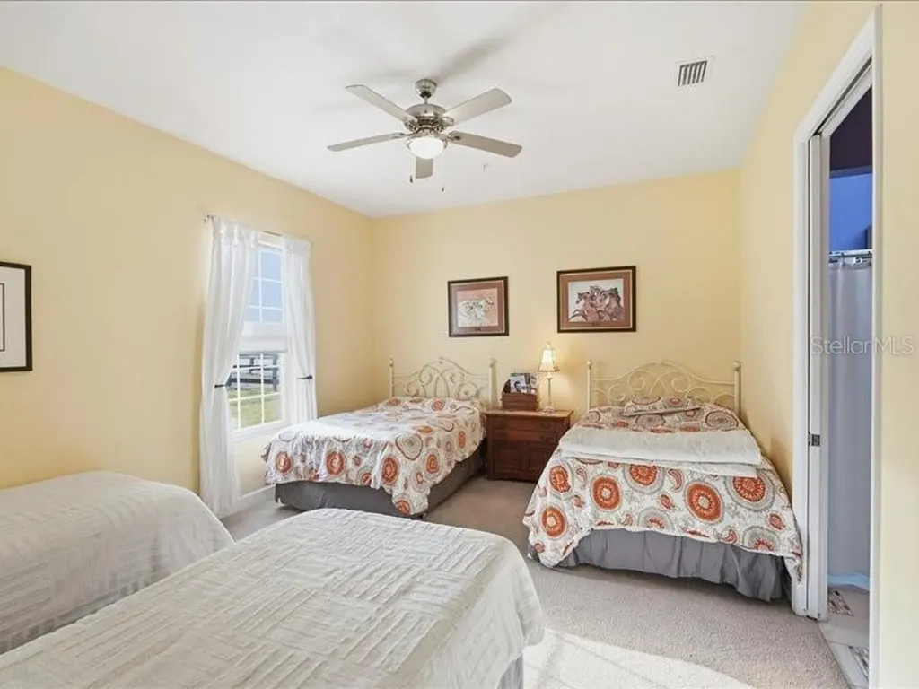 19950 SW 5th Place Dunnellon FL 34431