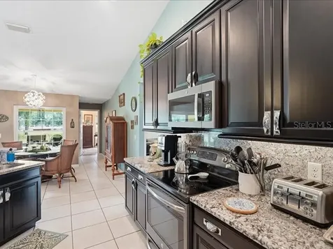 19950 SW 5th Place Dunnellon FL 34431