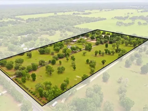 19950 SW 5th Place Dunnellon FL 34431