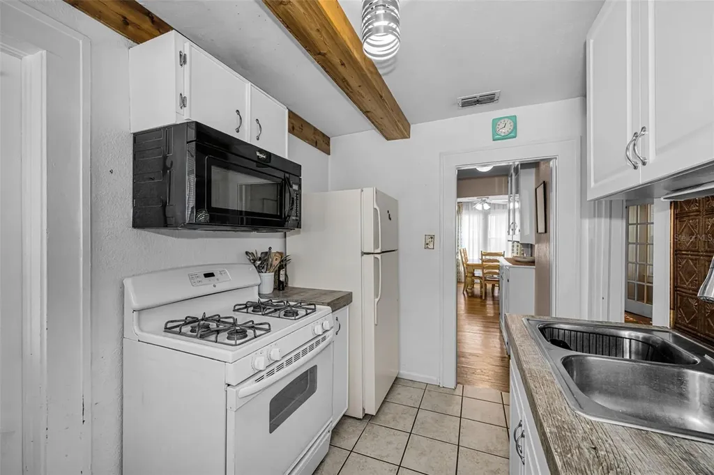 3829 2nd Avenue N St Petersburg FL 33713
