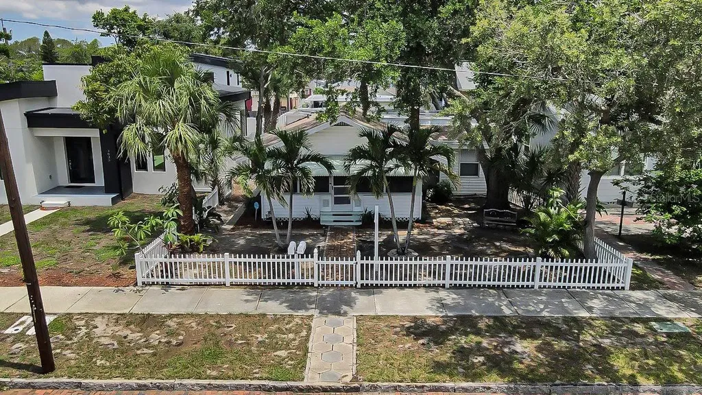 3829 2nd Avenue N St Petersburg FL 33713