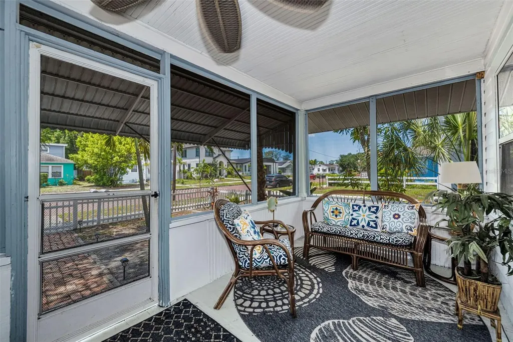 3829 2nd Avenue N St Petersburg FL 33713
