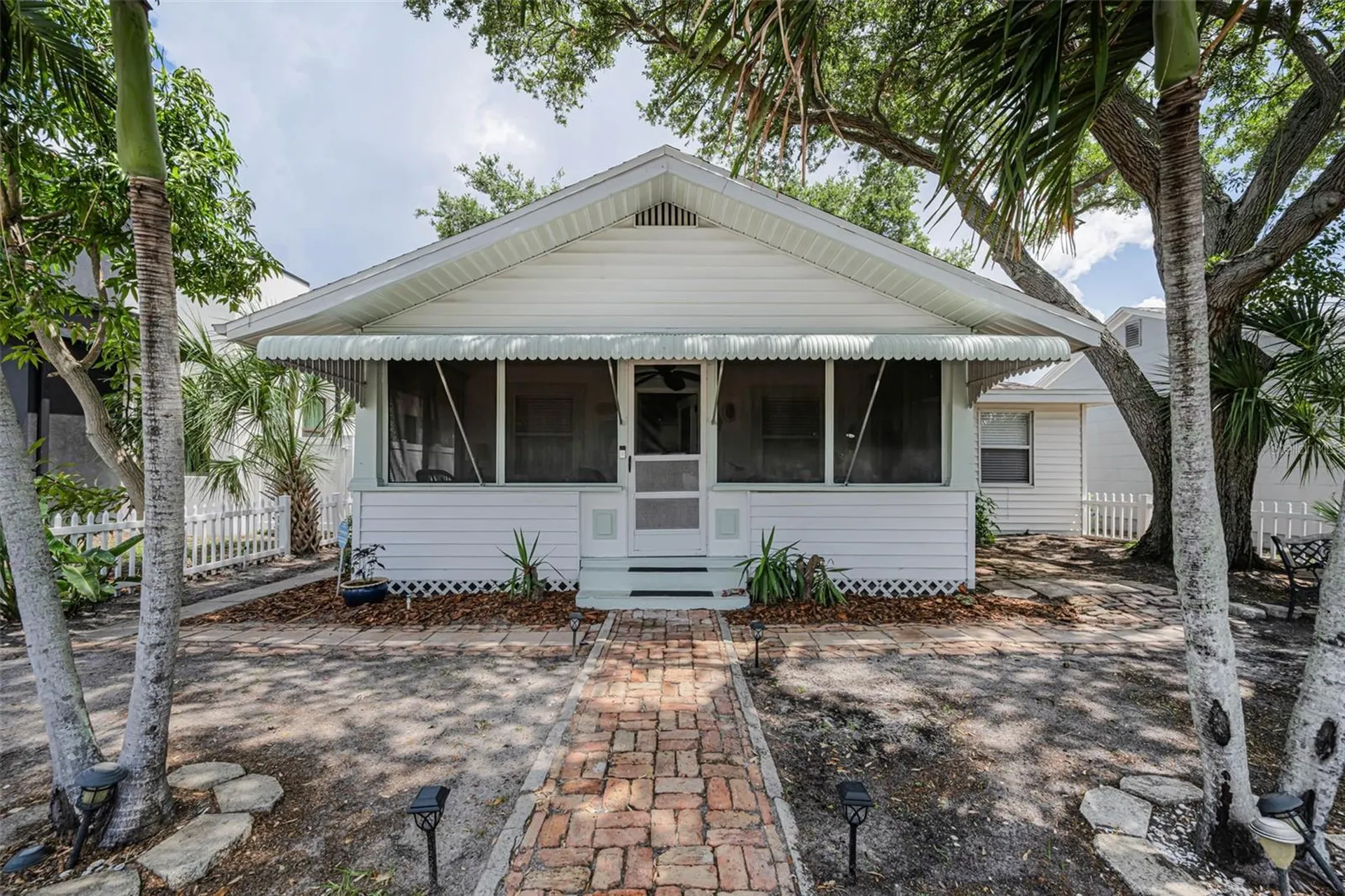 3829 2nd Avenue N St Petersburg FL 33713