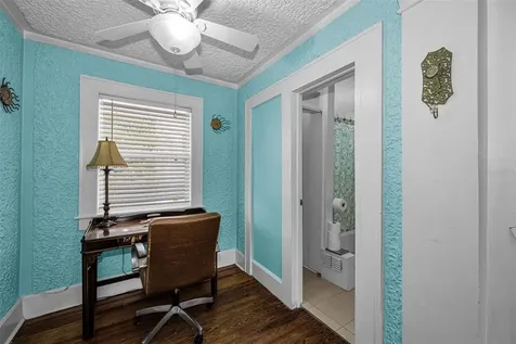 3829 2nd Avenue N St Petersburg FL 33713