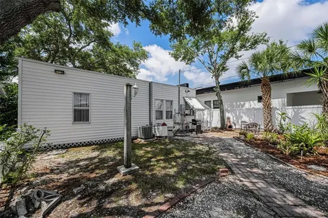 3829 2nd Avenue N St Petersburg FL 33713