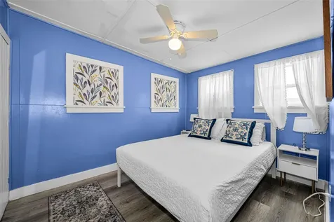 3829 2nd Avenue N St Petersburg FL 33713