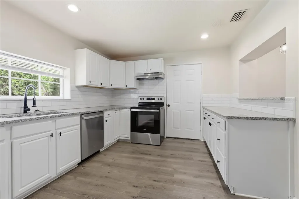 210 Winslow Avenue Deland FL 32724