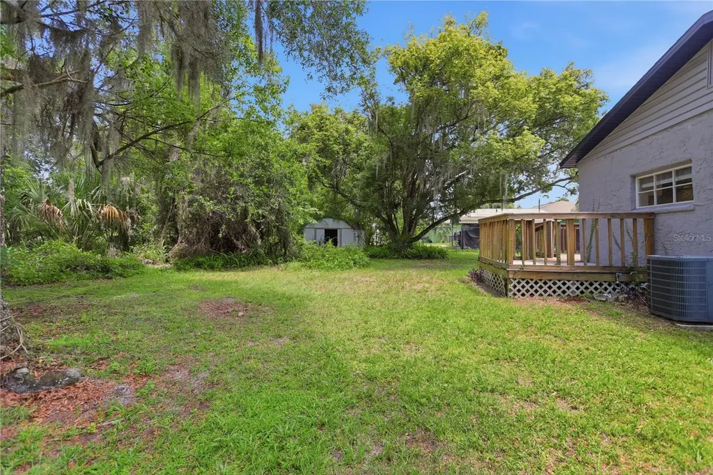 210 Winslow Avenue Deland FL 32724