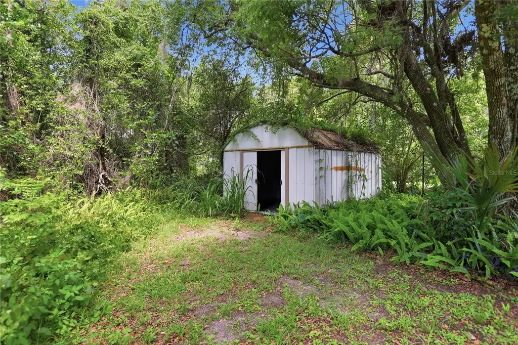210 Winslow Avenue Deland FL 32724