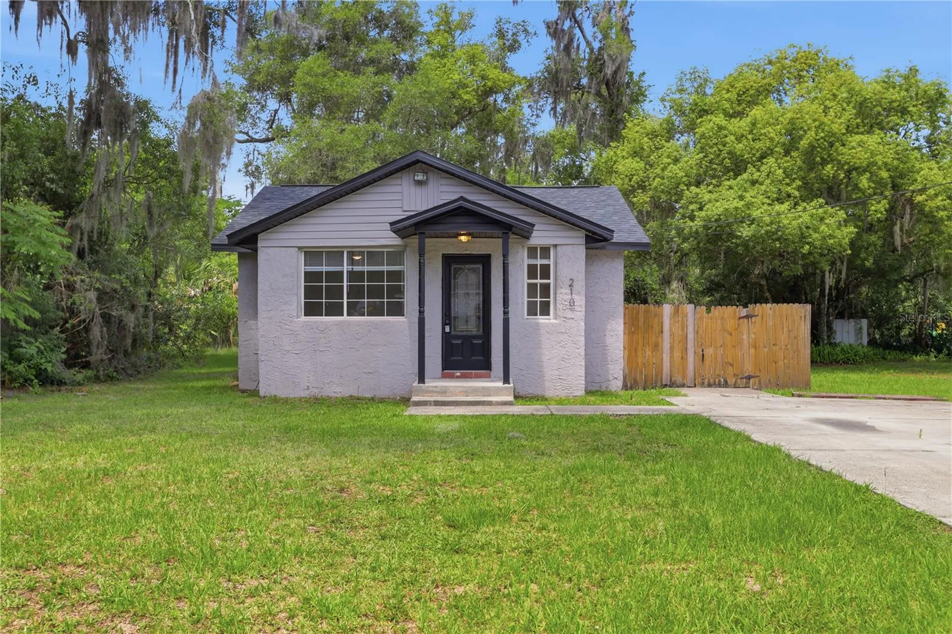 210 Winslow Avenue Deland FL 32724