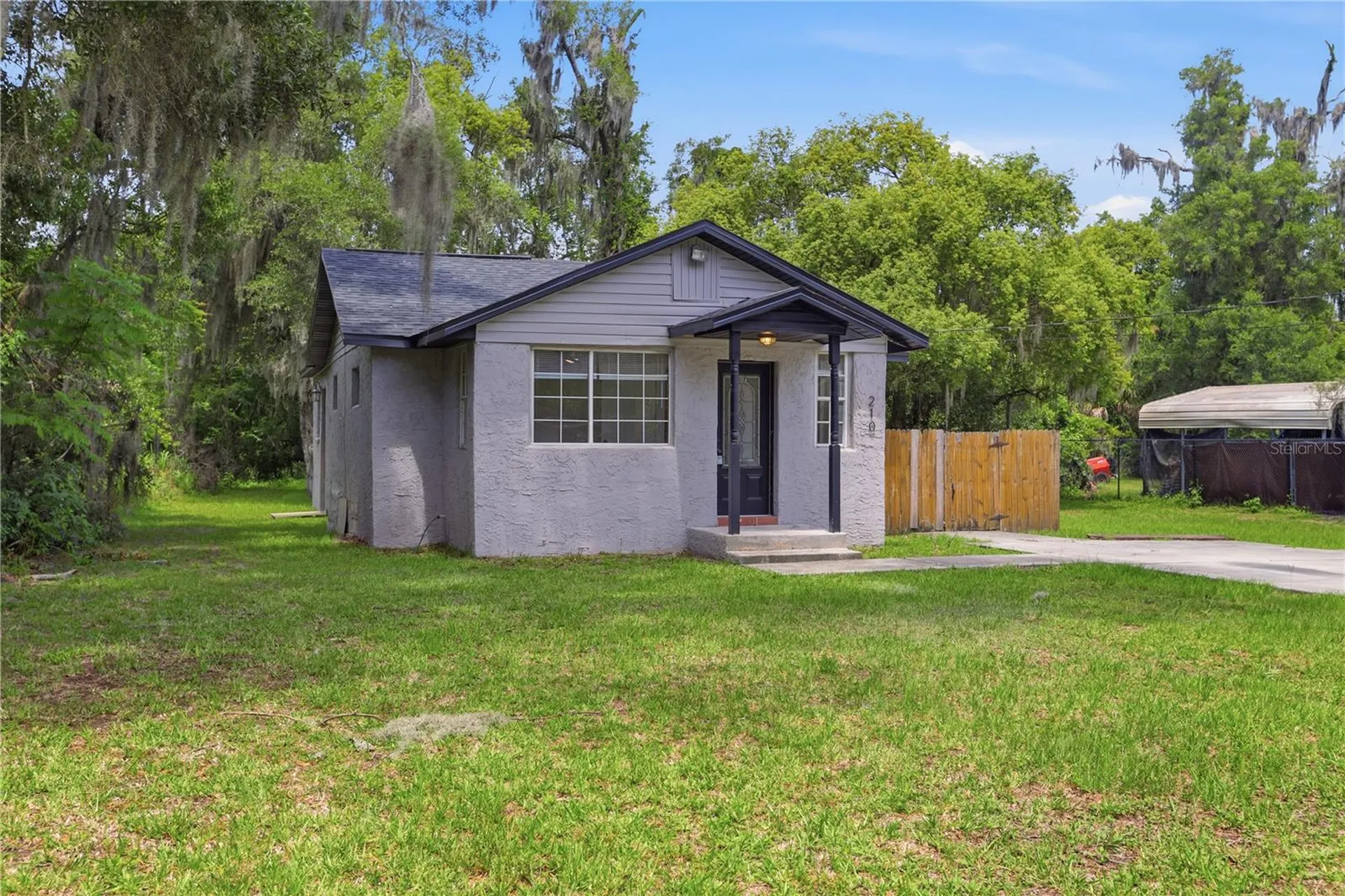 210 Winslow Avenue Deland FL 32724