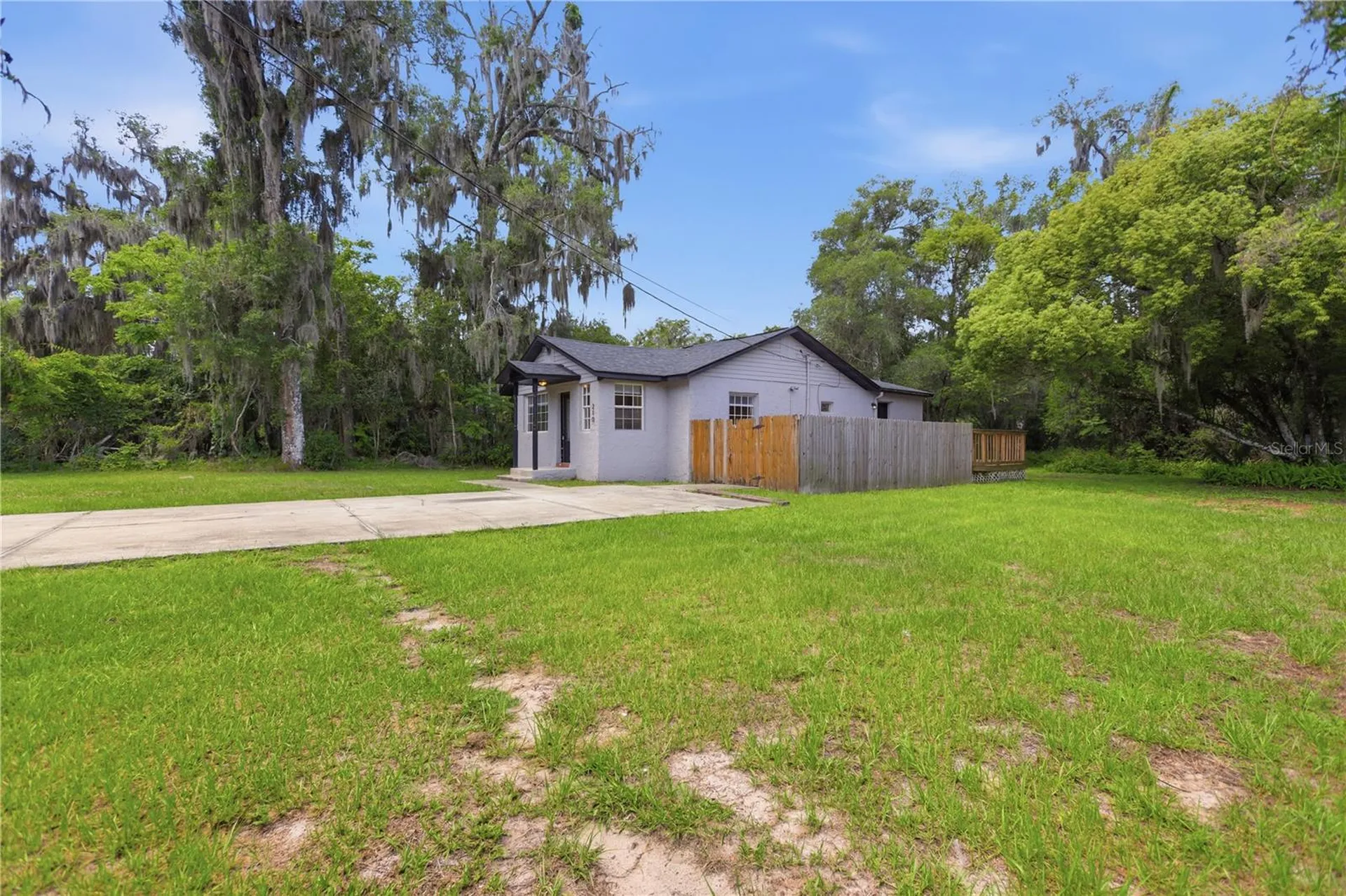 210 Winslow Avenue Deland FL 32724