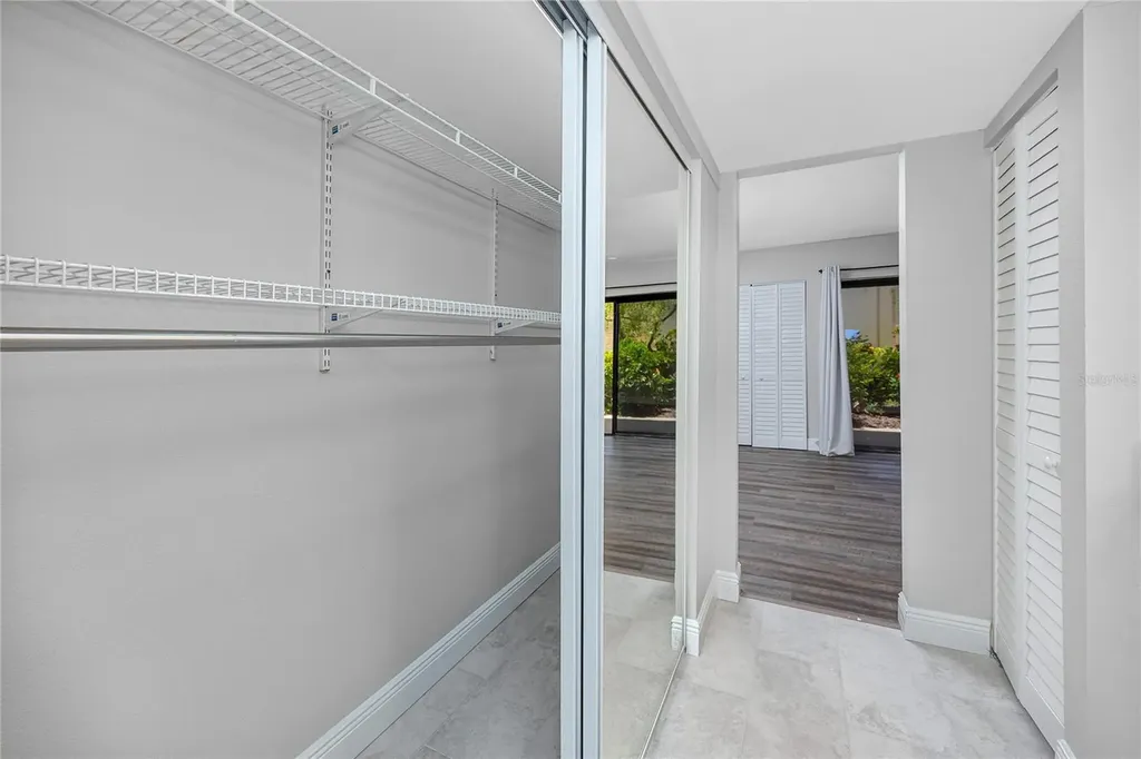 7510 Sunshine Skyway Lane S St Petersburg FL 33711