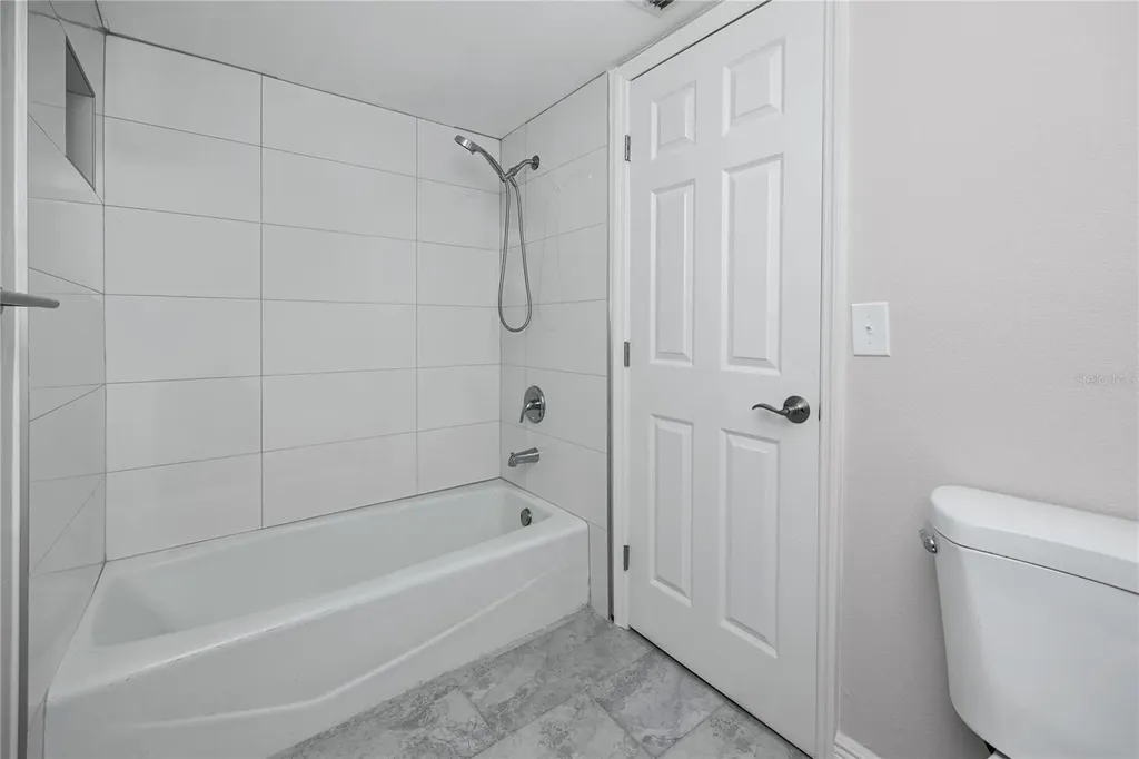 7510 Sunshine Skyway Lane S St Petersburg FL 33711