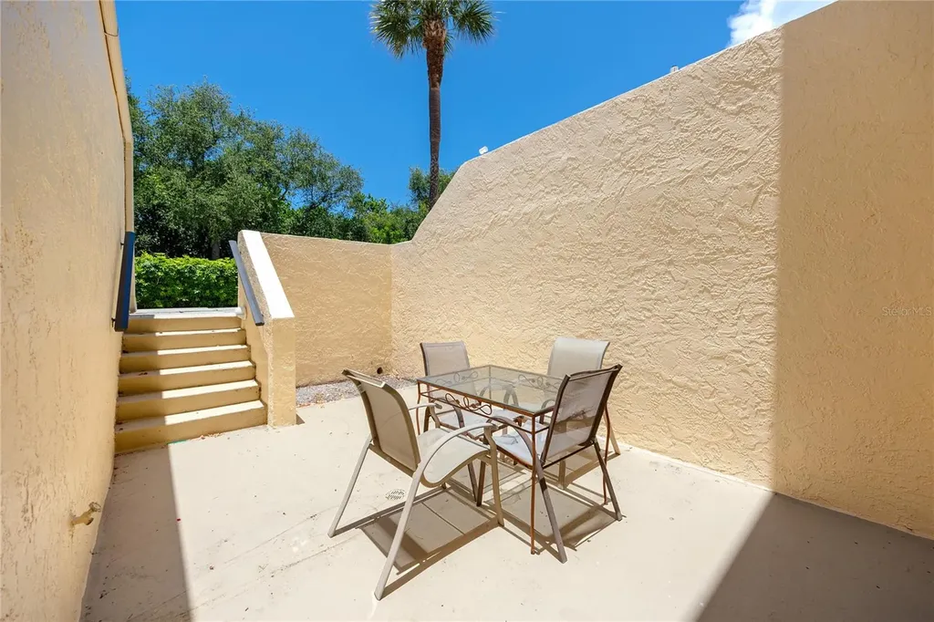 7510 Sunshine Skyway Lane S St Petersburg FL 33711
