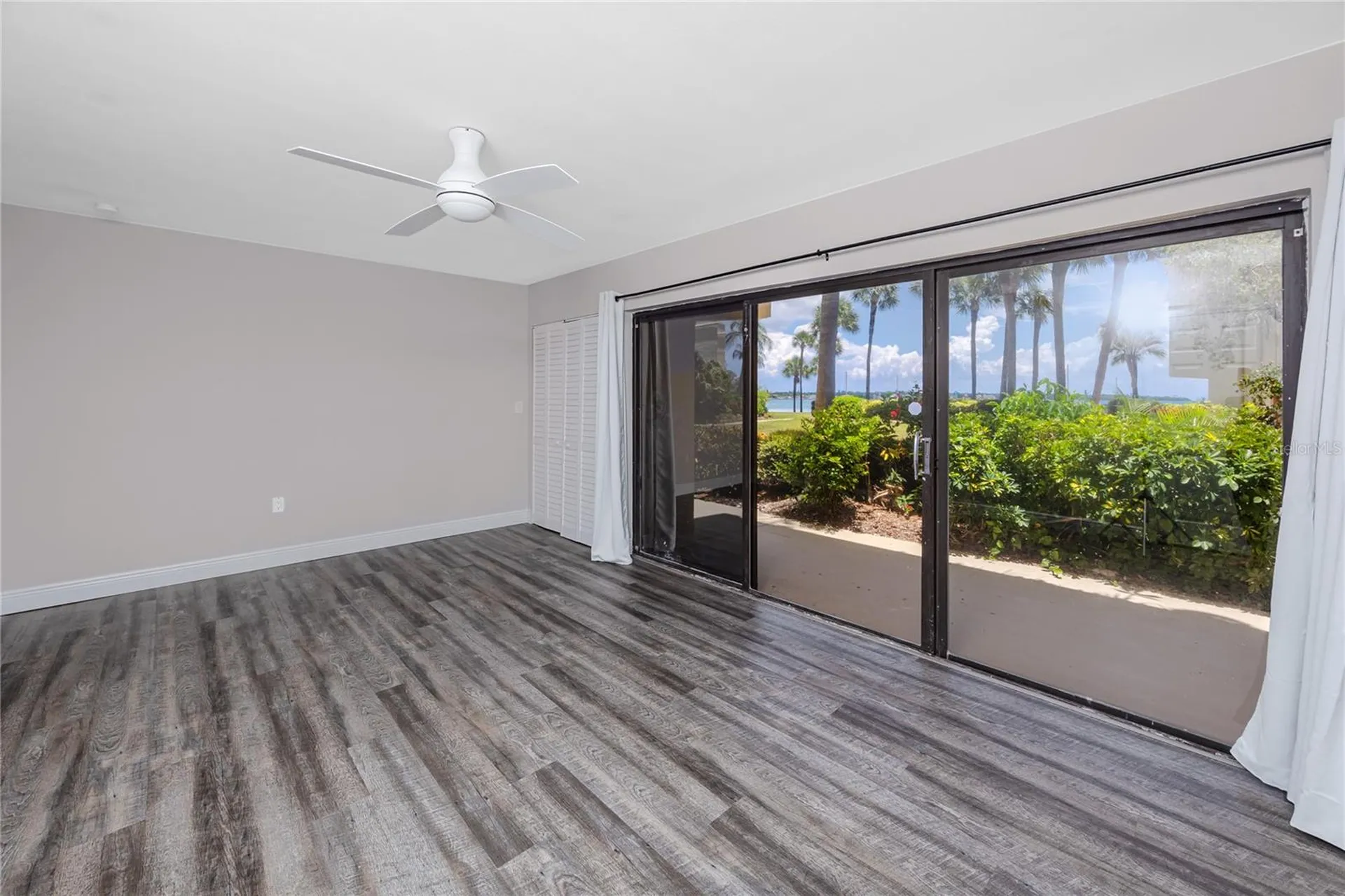 7510 Sunshine Skyway Lane S St Petersburg FL 33711