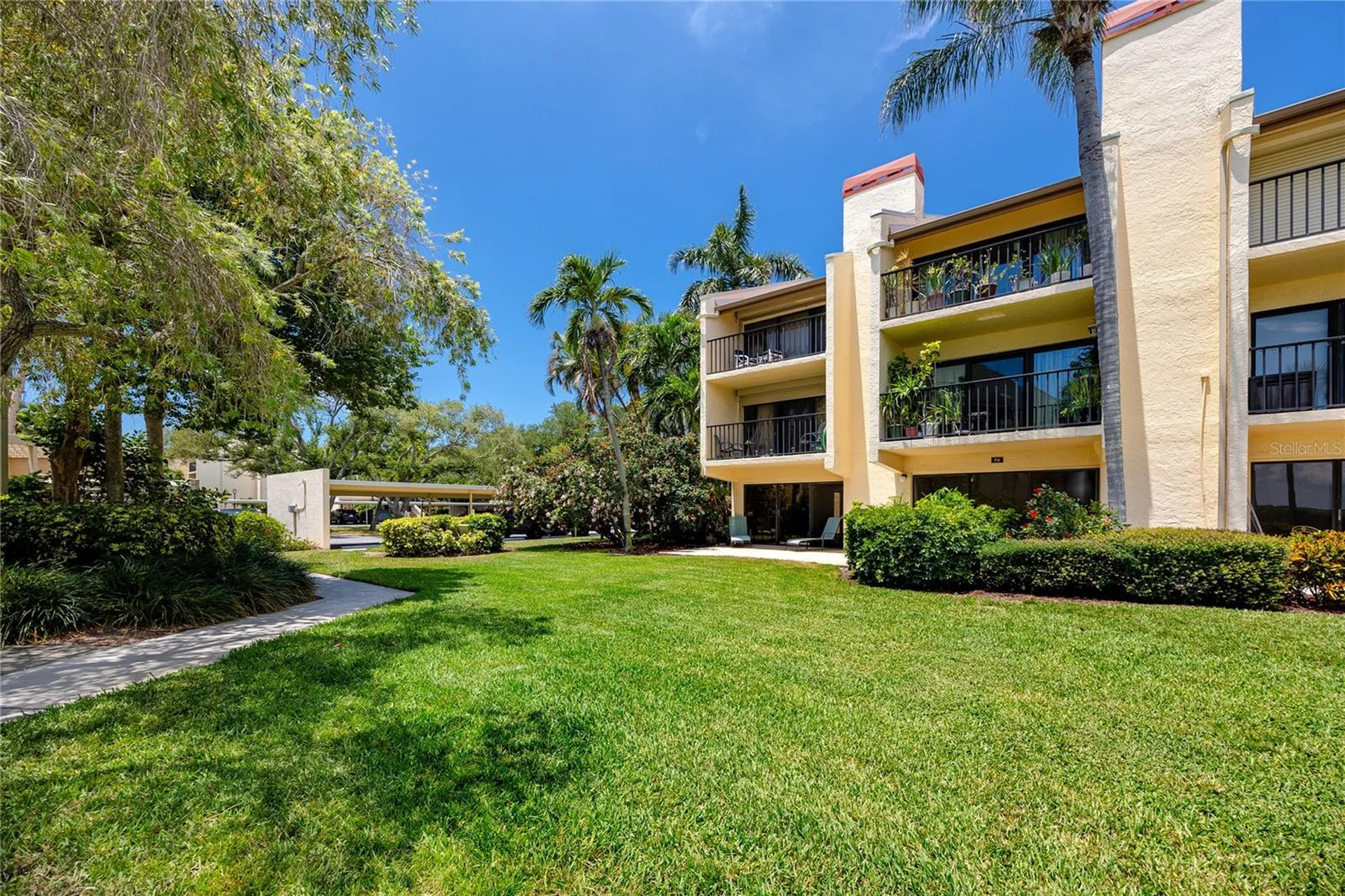 7510 Sunshine Skyway Lane S St Petersburg FL 33711