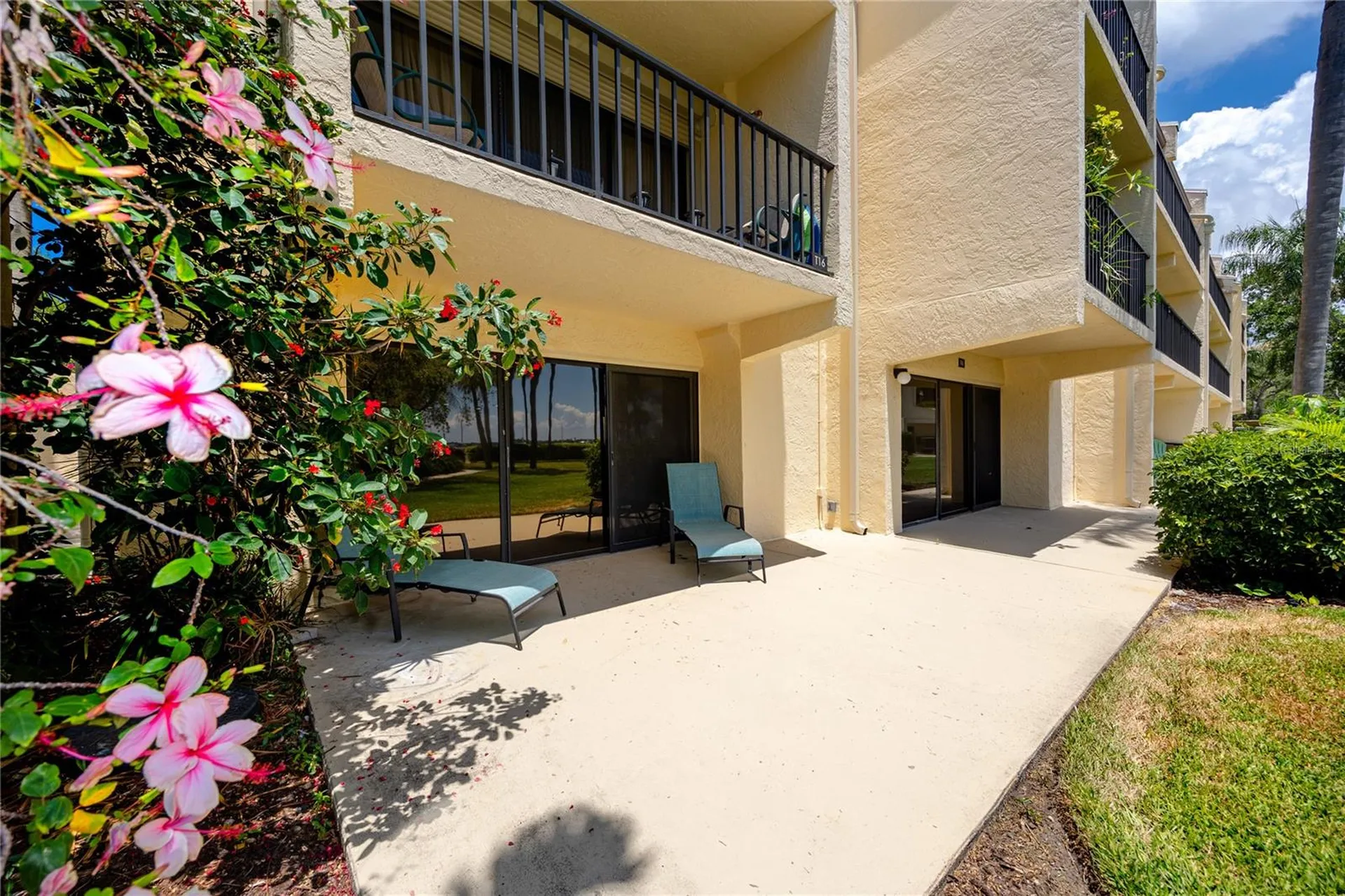 7510 Sunshine Skyway Lane S St Petersburg FL 33711