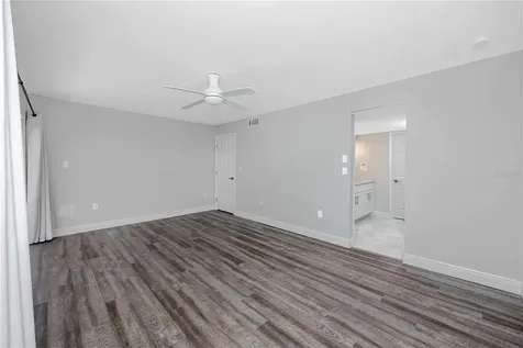 7510 Sunshine Skyway Lane S St Petersburg FL 33711