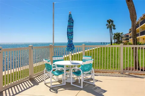 7510 Sunshine Skyway Lane S St Petersburg FL 33711