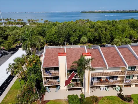 7510 Sunshine Skyway Lane S St Petersburg FL 33711