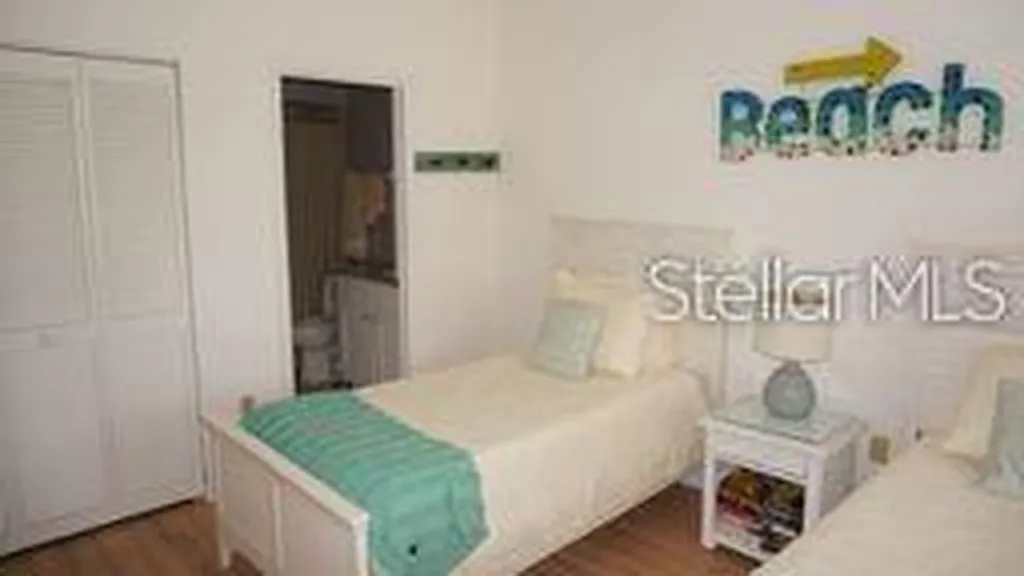 4606 Weybridge Sarasota FL 34235