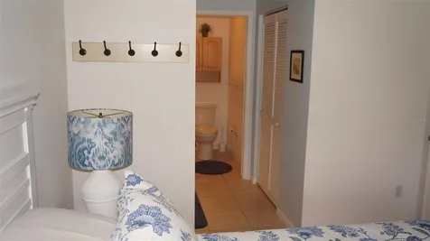 4606 Weybridge Sarasota FL 34235