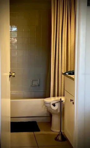 4606 Weybridge Sarasota FL 34235