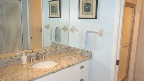 4606 Weybridge Sarasota FL 34235