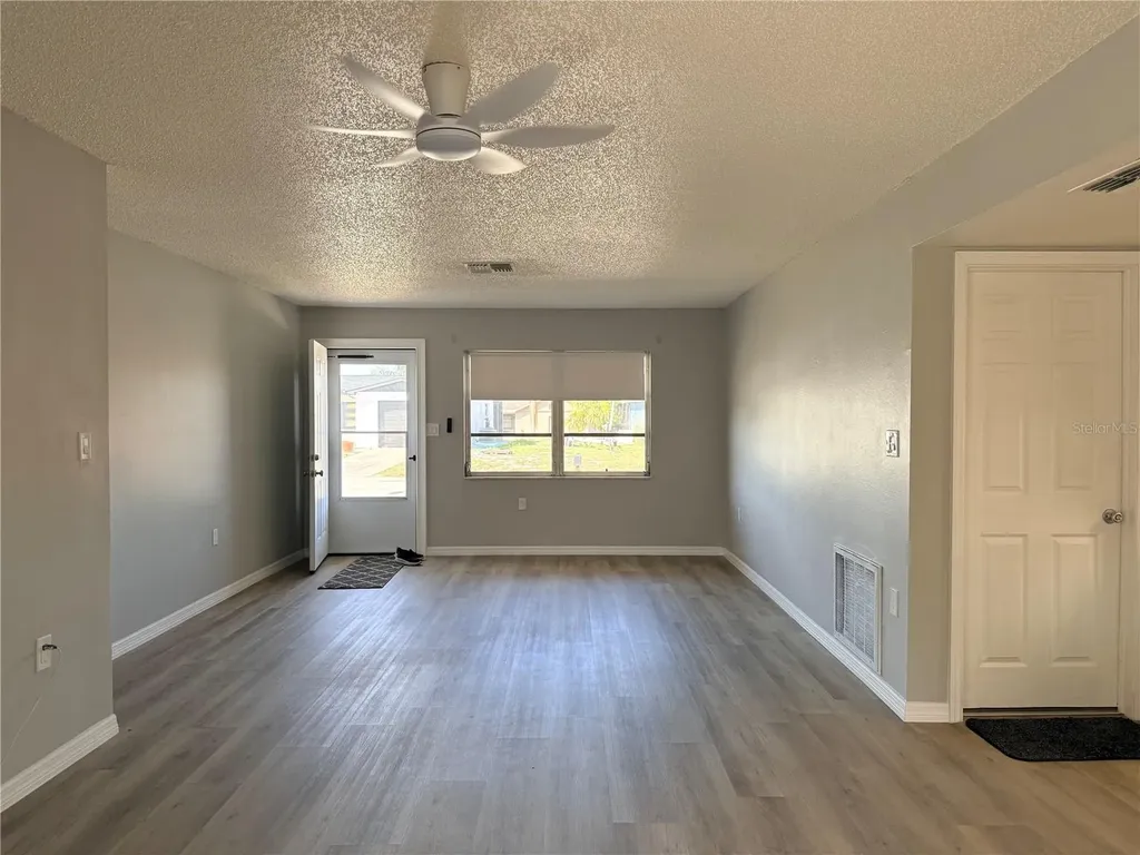 8437 Luray Drive Port Richey FL 34668